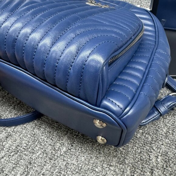 Prada Leather Backpack 999-082225 - Picture 5 of 9